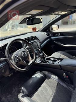 نيسان ماكسيما